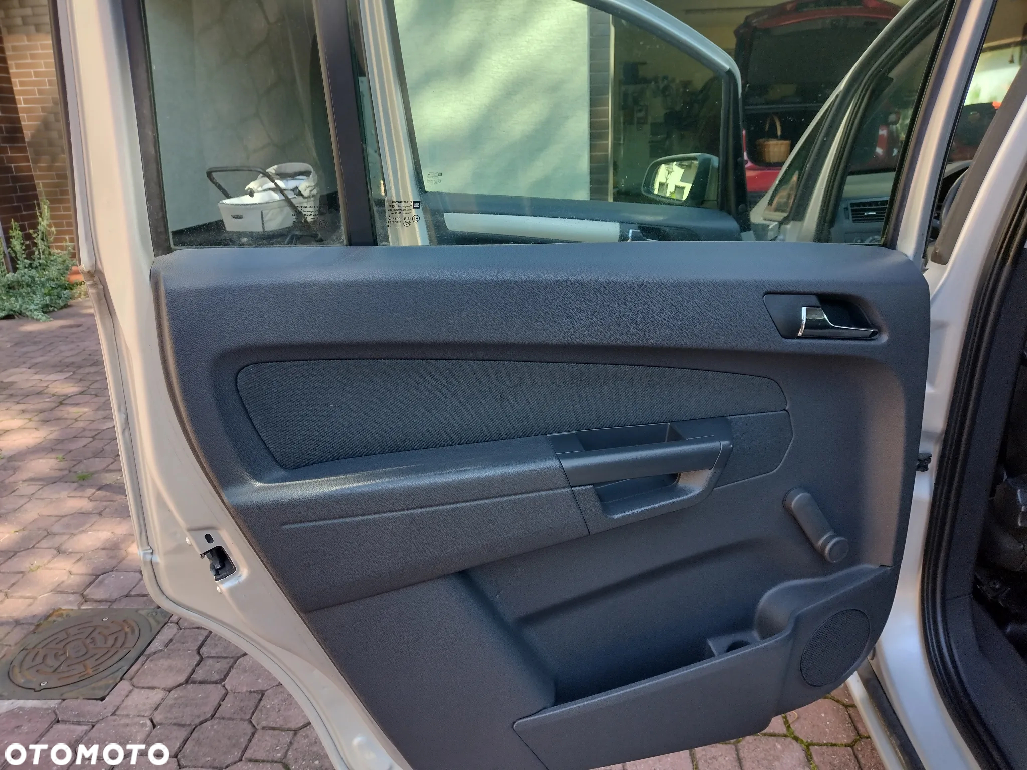 Opel Zafira 1.8 Family Plus - 10