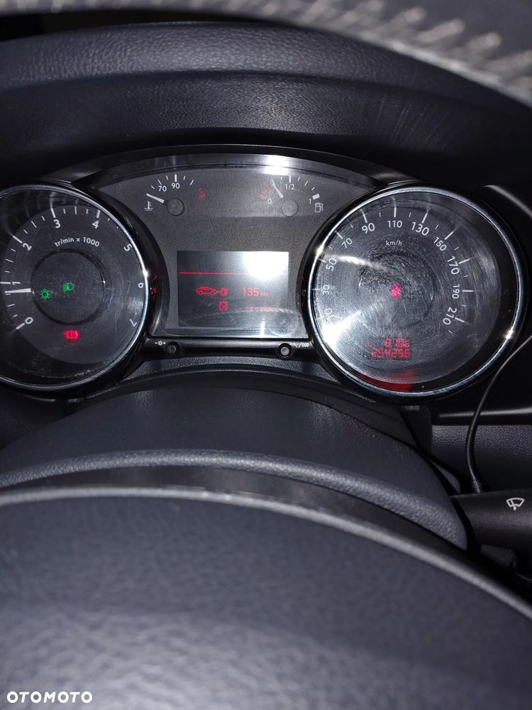 Peugeot 3008 2011