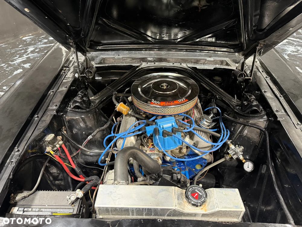 Ford Mustang - 23