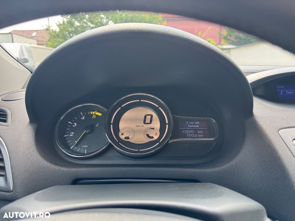 Renault Megane 1.5 dCi Dynamique - 12