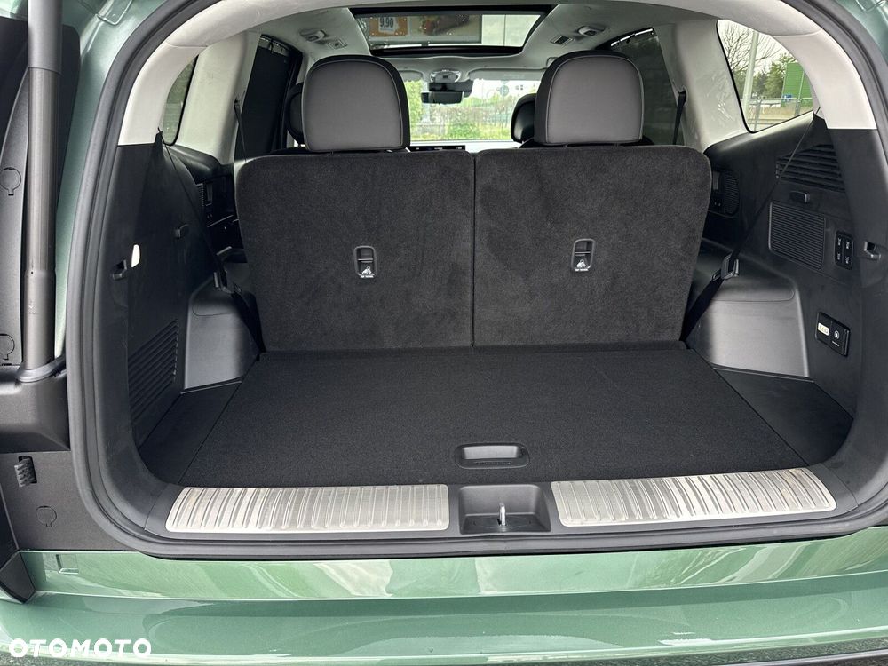 Hyundai IONIQ 9 110kWh Calligraphy AWD - 22