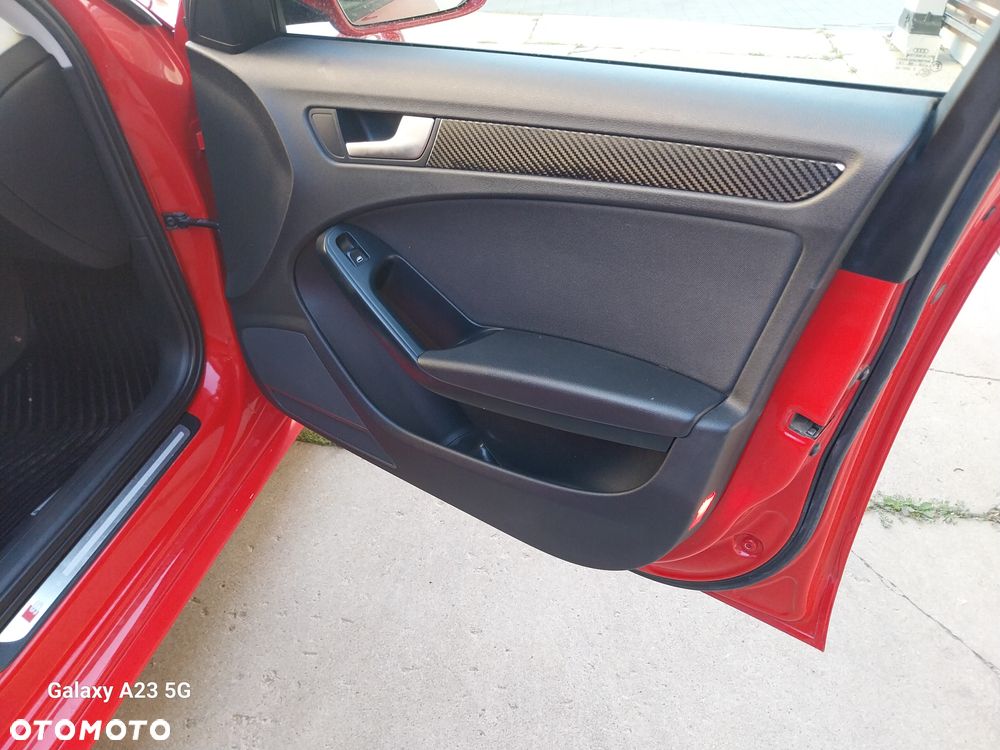 Audi A4 Avant 2.0 TDI Quattro - 10
