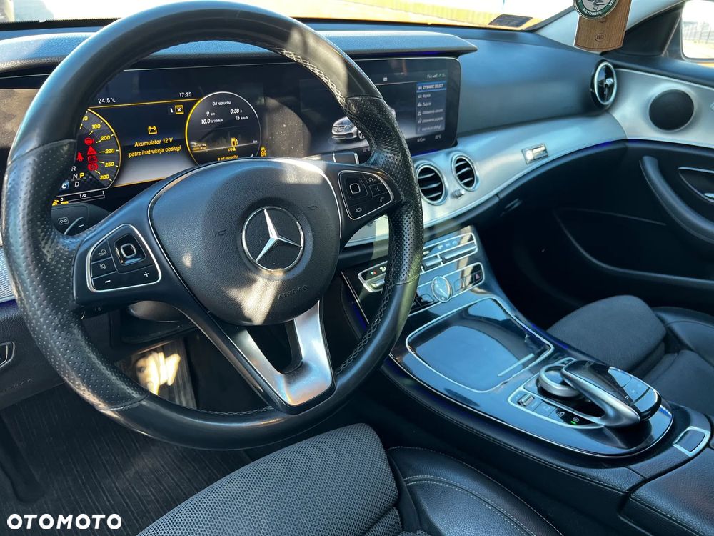 Mercedes-Benz Klasa E 220 d 9G-TRONIC AMG Line - 8