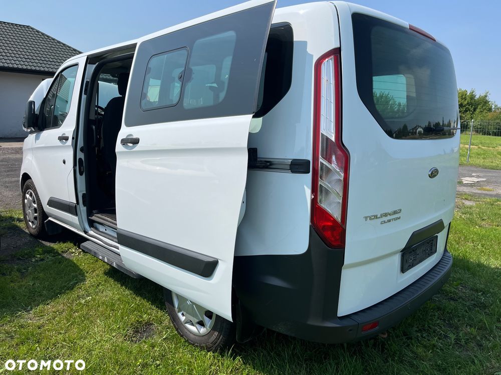 Ford Tourneo Custom 2.0 TDCi L1 Trend - 14