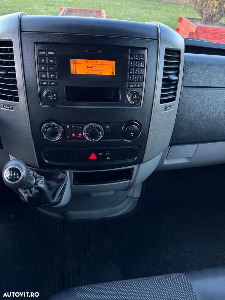 Mercedes-Benz Sprinter - 6