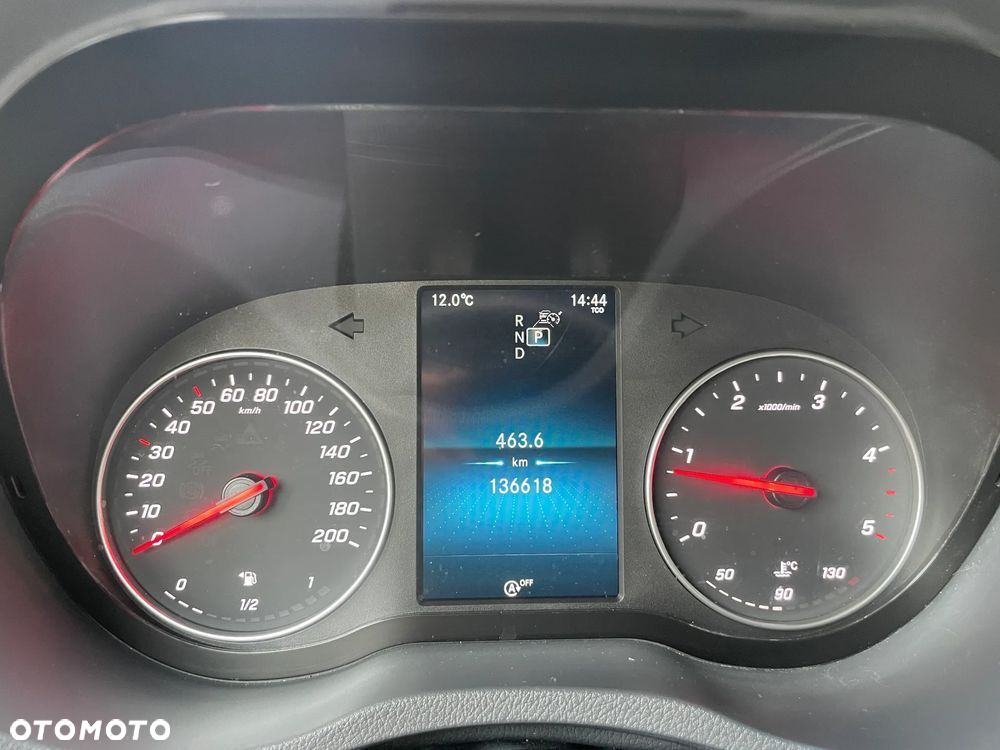 Mercedes-Benz Sprinter - 7
