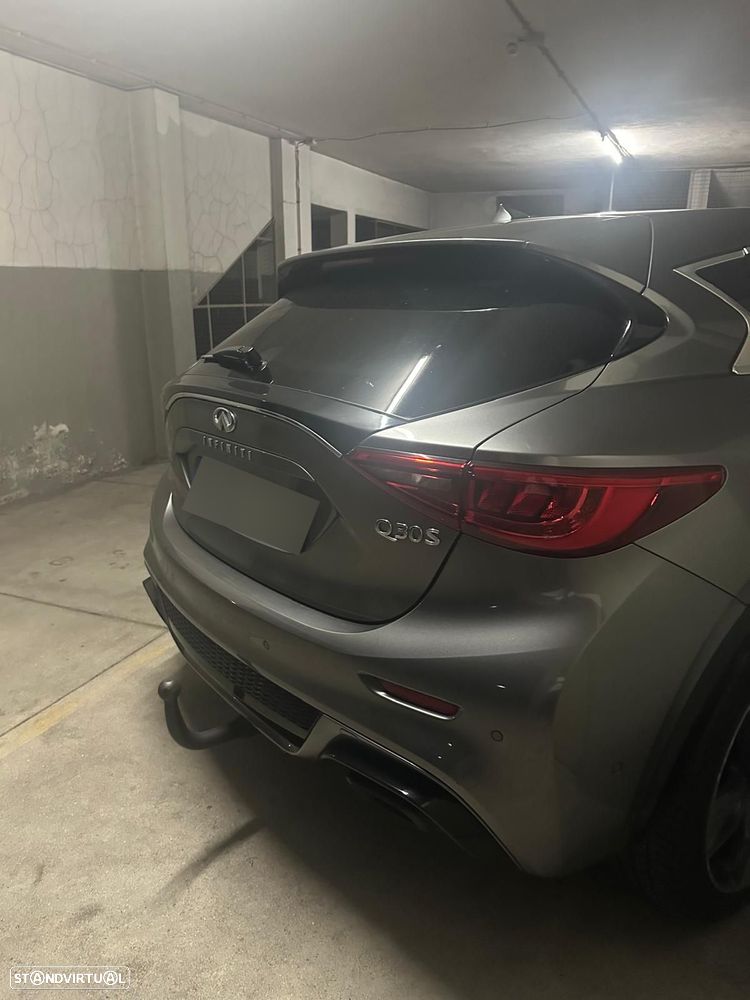 Infiniti Q30 - 8