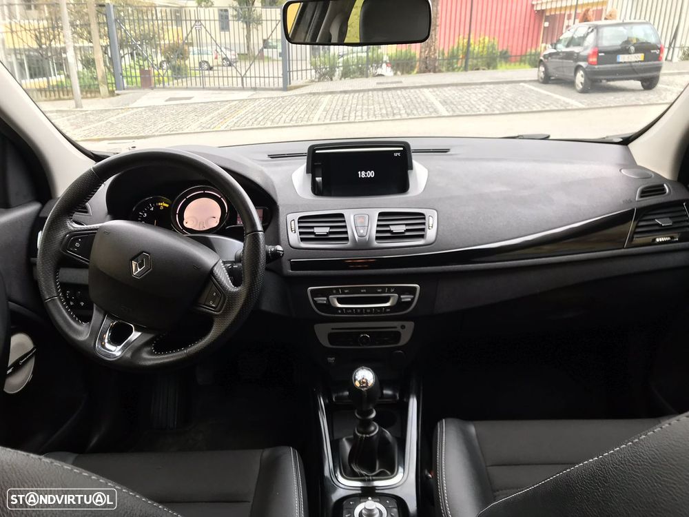 Renault Mégane ENERGY dCi 110 Start & Stop Bose Edition - 2