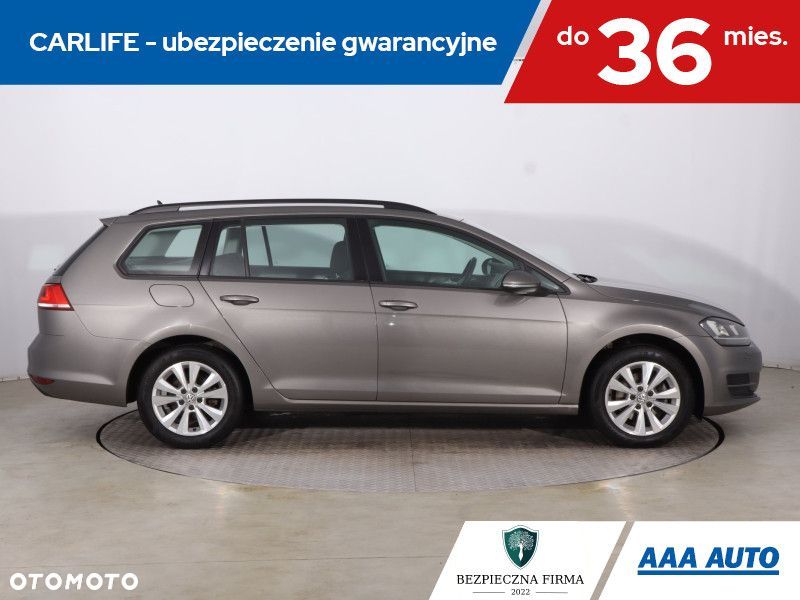 Volkswagen Golf Variant - 8