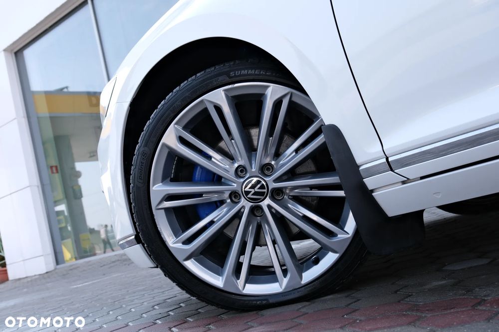 Volkswagen Passat - 10