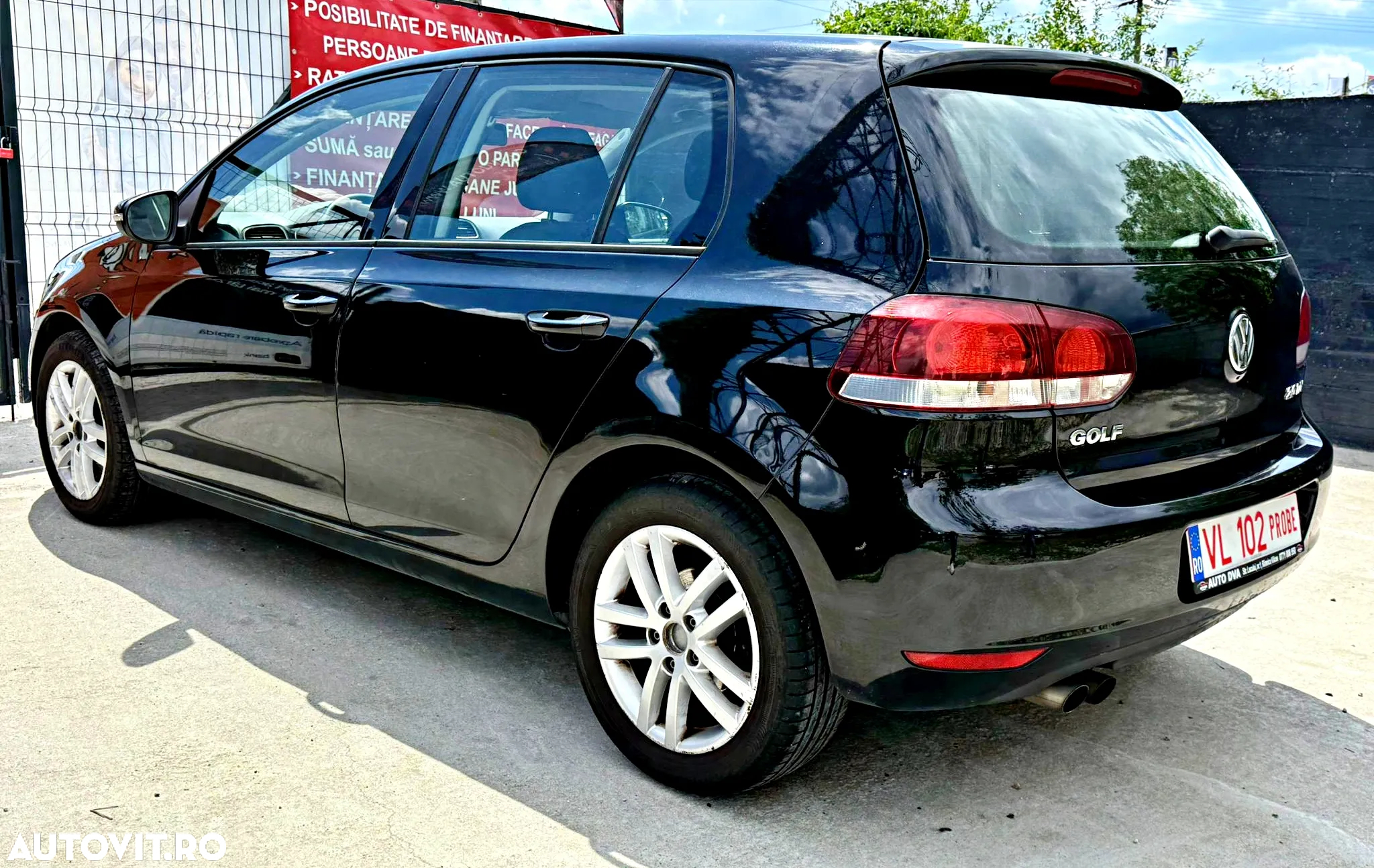 Volkswagen Golf 2.0 TDI BlueMotion Technology Highline - 3