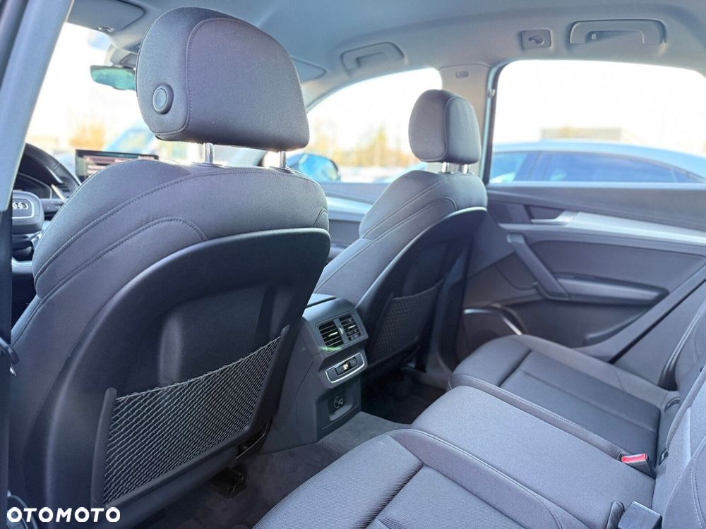 Audi Q5 Sportback - 11