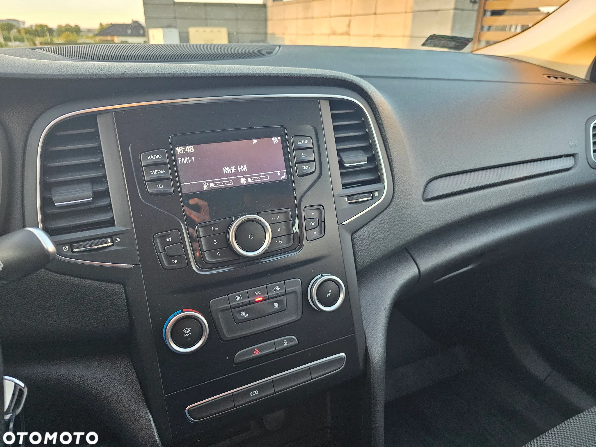 Renault Megane 1.6 SCe Life - 22