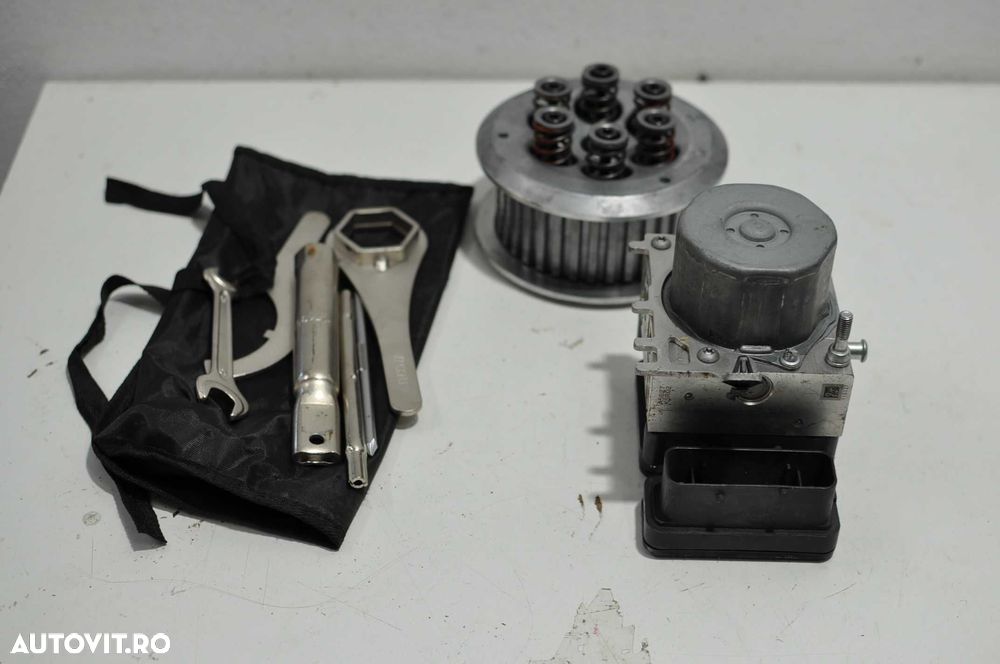 Monopost sei scarite BMW S1000RR prima generatie - 4