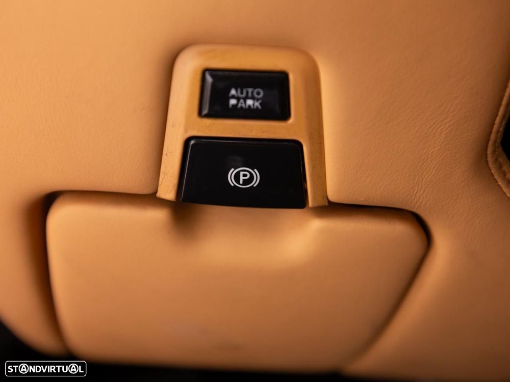 Ferrari California - 25