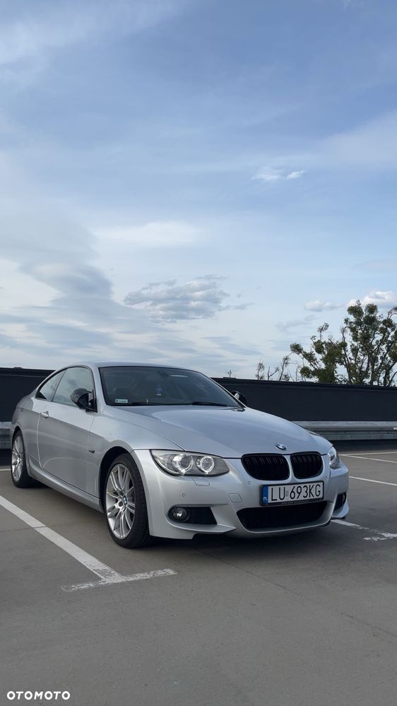 BMW Seria 3 325i xDrive Coupe M Sport Edition - 3