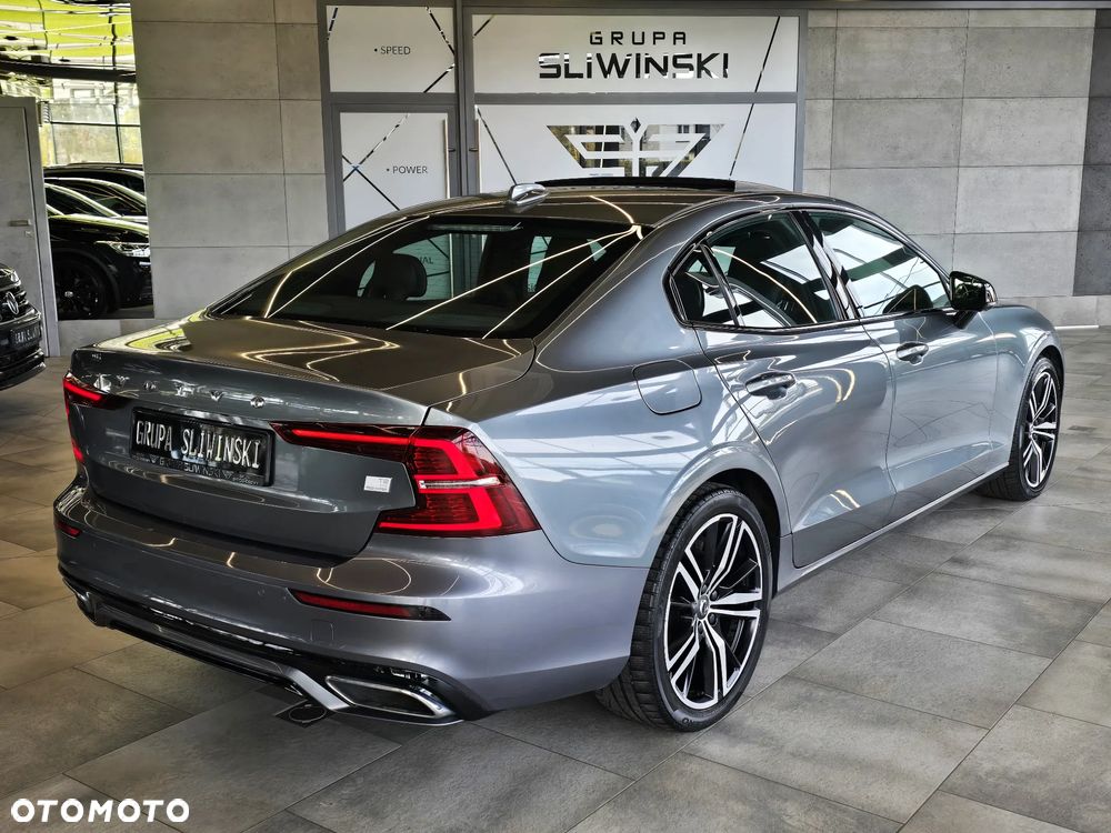Volvo S60 T8 Recharge AWD Geartronic RDesign - 8