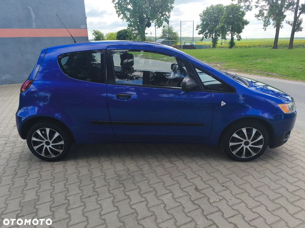 Mitsubishi Colt - 6