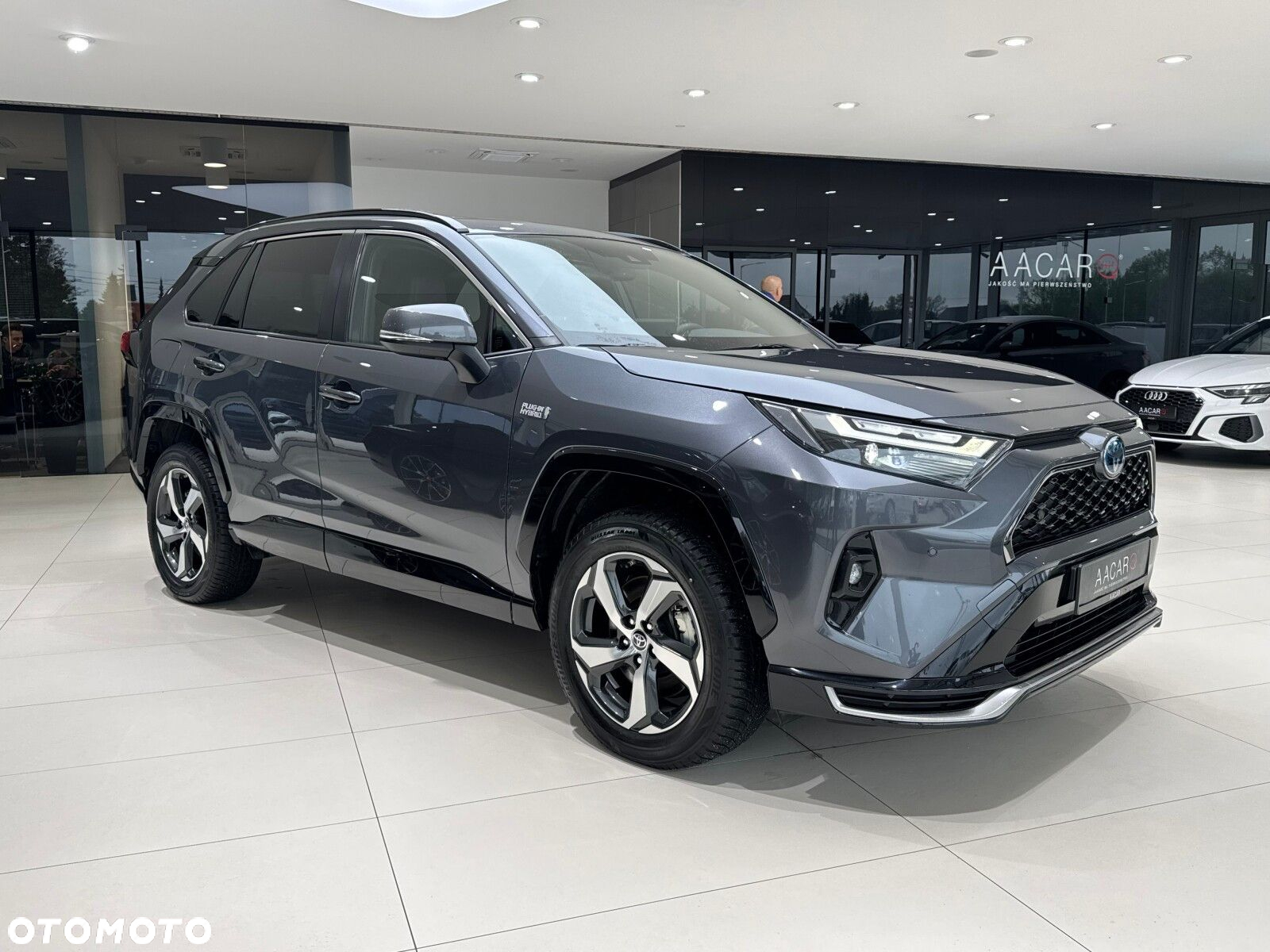 Toyota RAV4 - 6