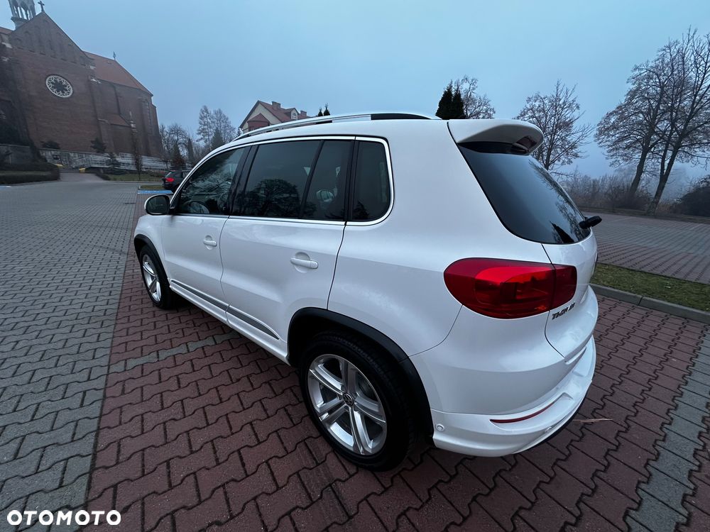 Volkswagen Tiguan 2.0 TDI 4Mot Perfectline R-Style DSG - 19