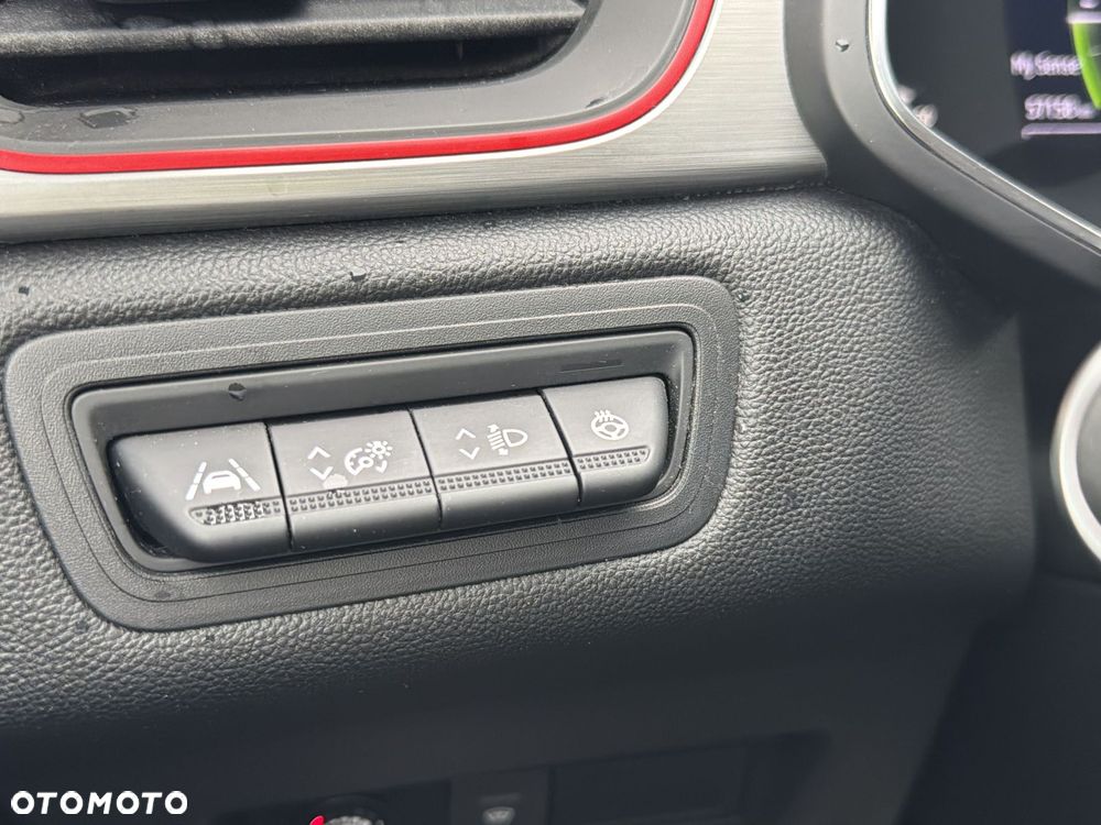 Renault Captur - 24