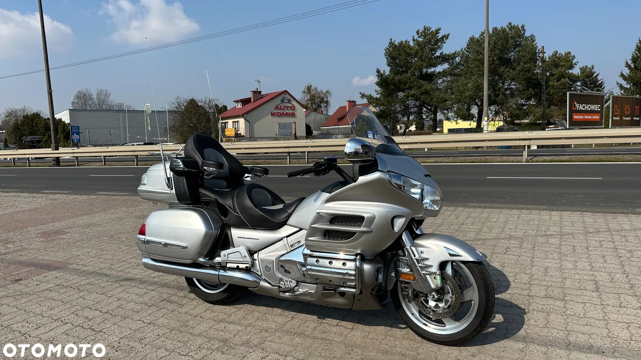 Honda GL - 9