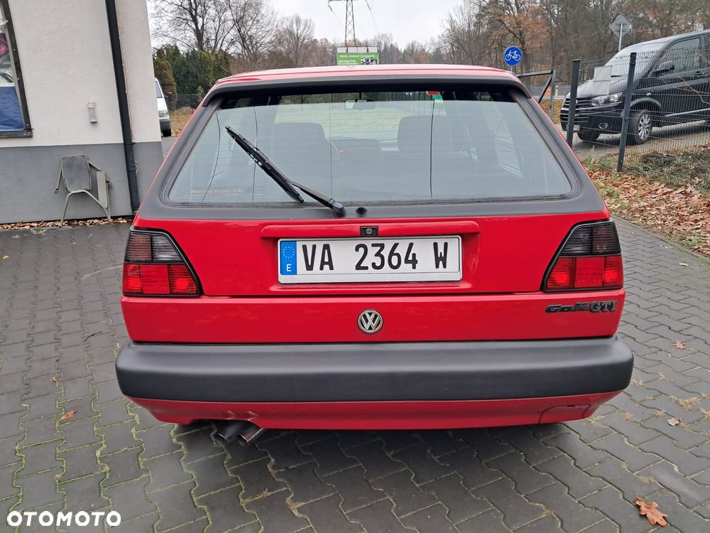 Volkswagen Golf 1.8 GTI - 5