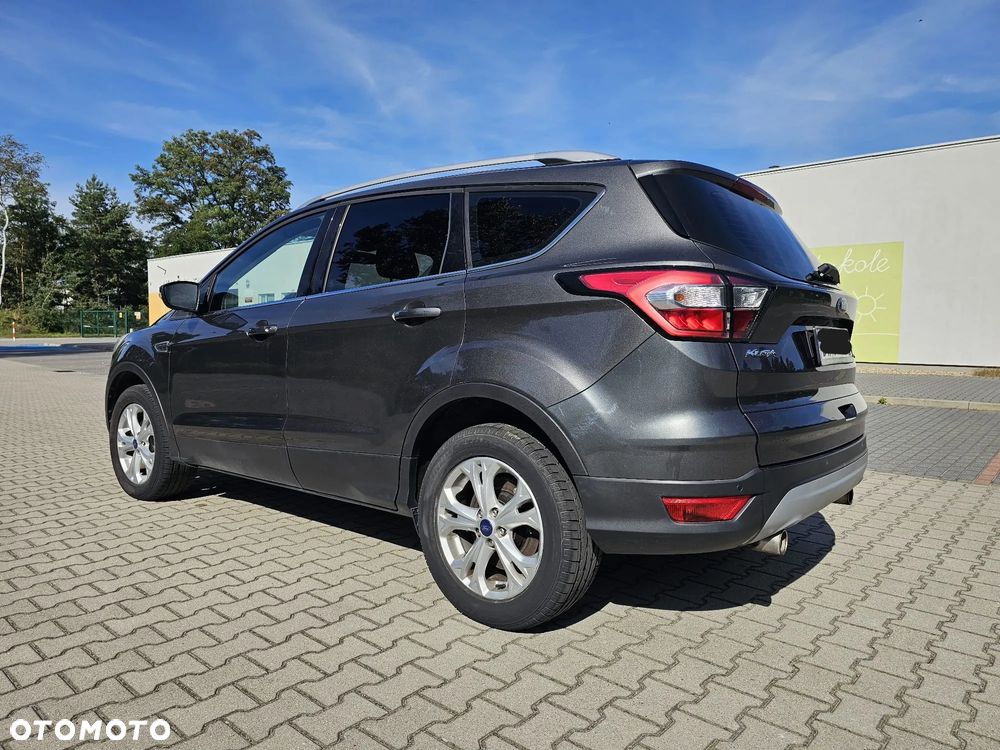 Ford Kuga 1.5 EcoBoost 2x4 Trend - 9