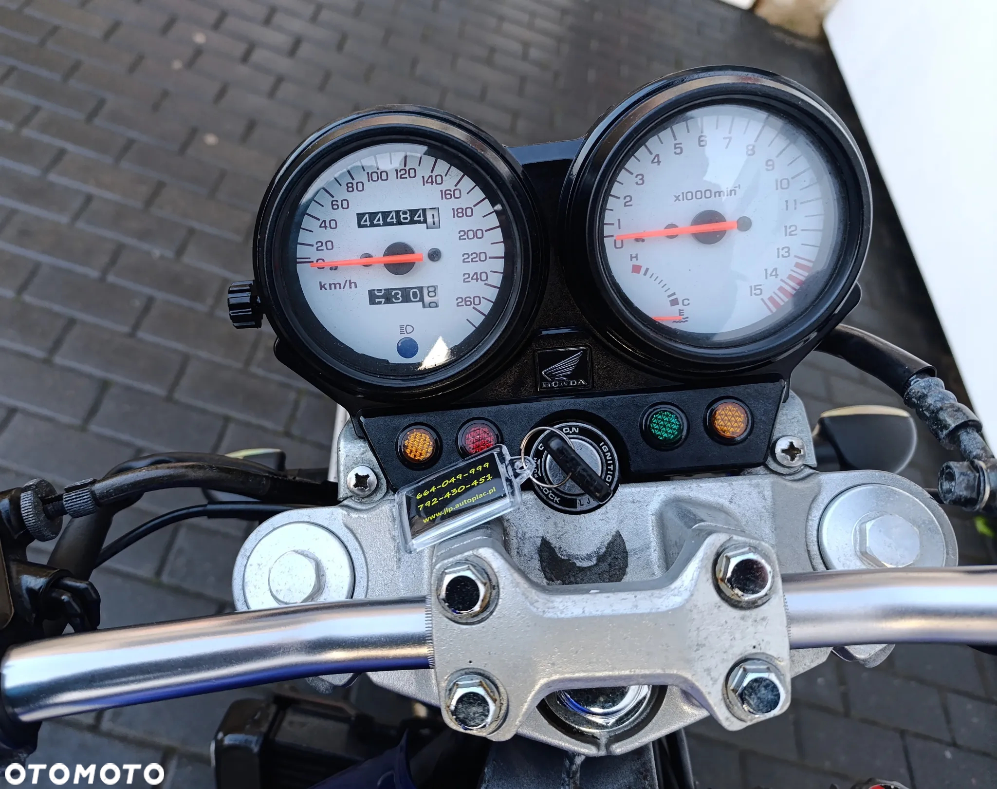 Honda Hornet - 13