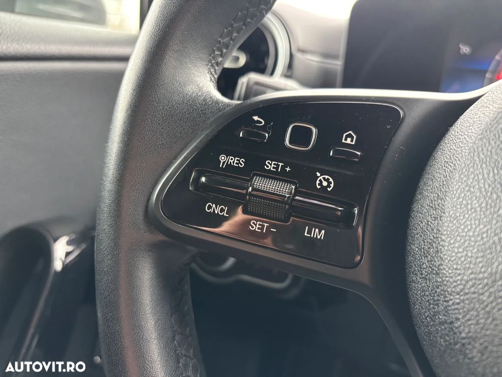 Mercedes-Benz A 200 7G-DCT Style - 21