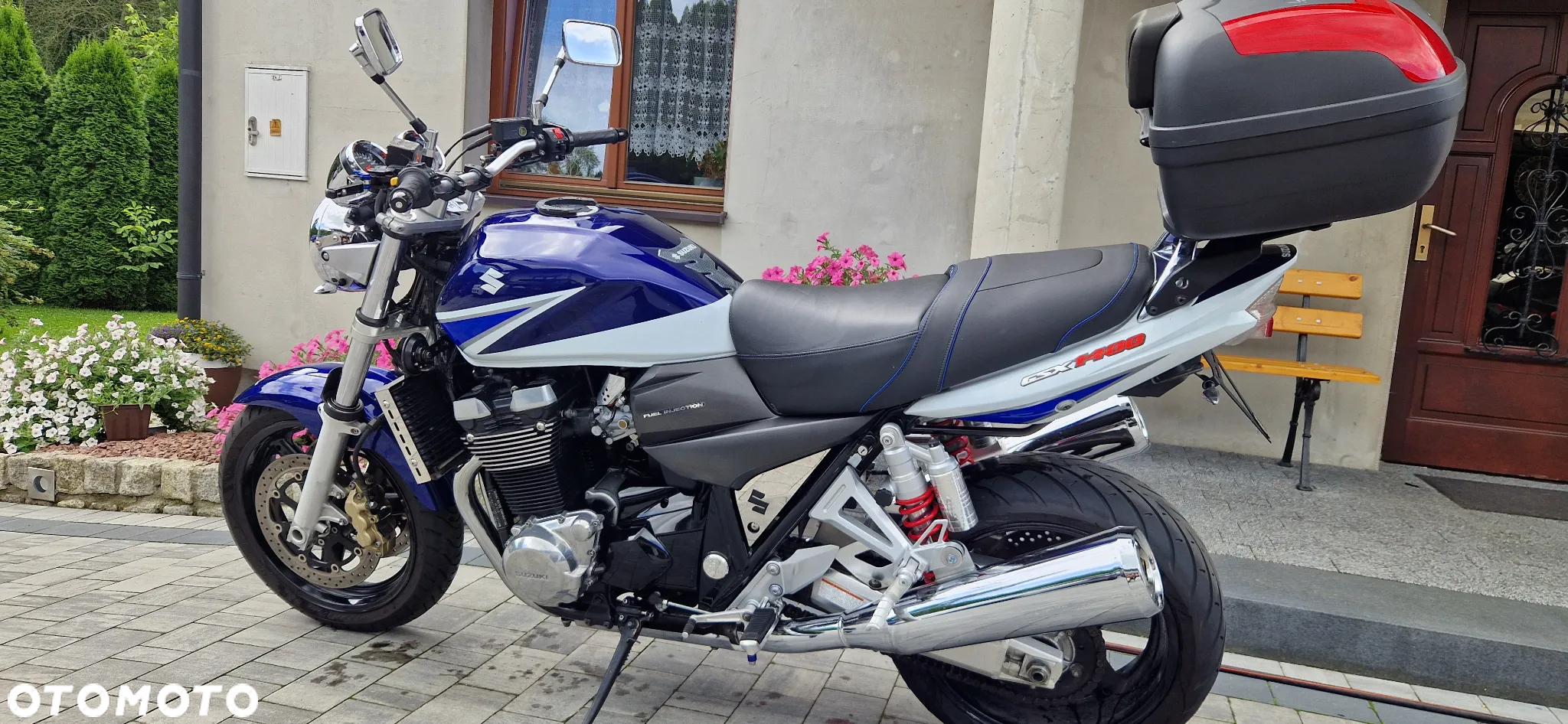 Suzuki GSX - 18