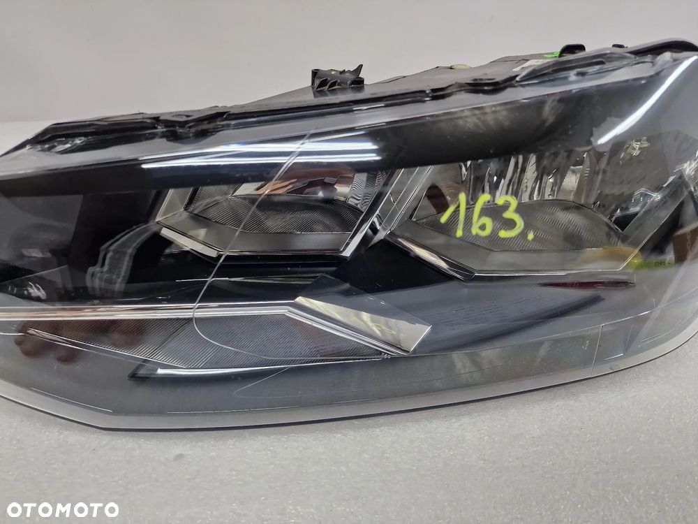 VW POLO 2G 17- LEWA ZWYKŁA LAMPA PRZEDNIA PRZÓD , NR 2G1941005 , NR AUKCJI LA163 - 3