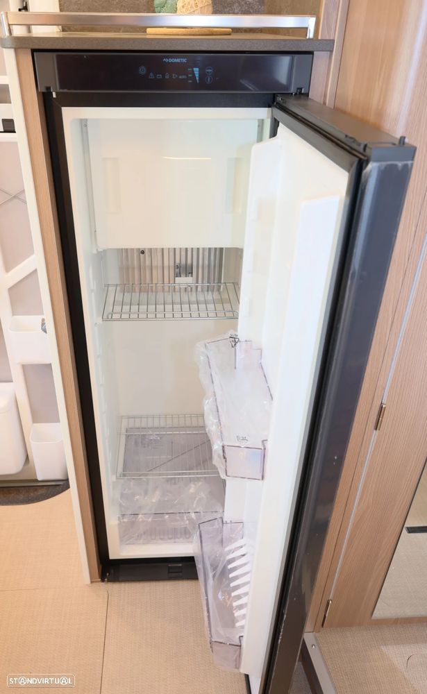 Burstner Lyseo Privilége 732G - 32