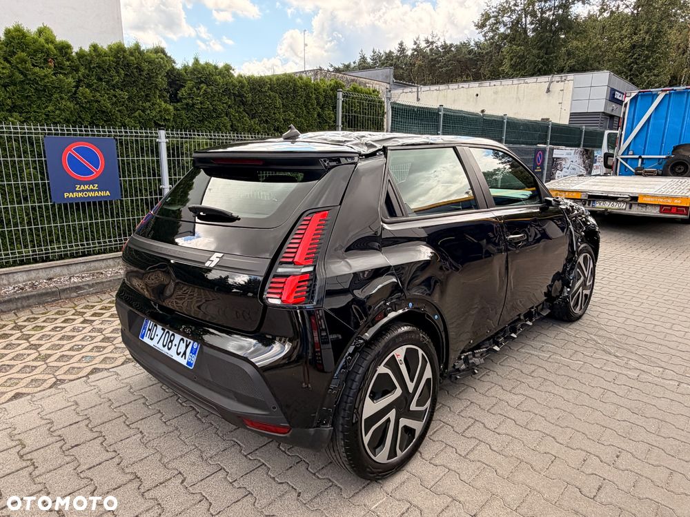 Renault 5 E-Tech Iconic Five 120 Urban Range - 8