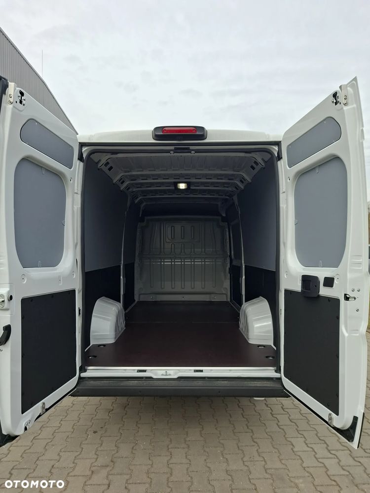 Toyota Proace Max - 10