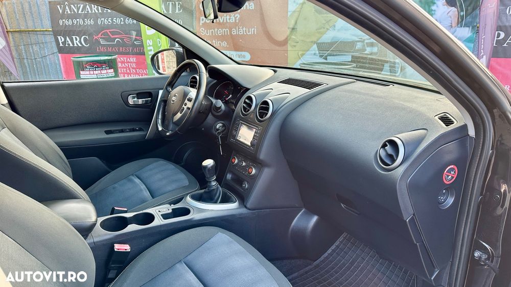 Nissan Qashqai+2 - 11