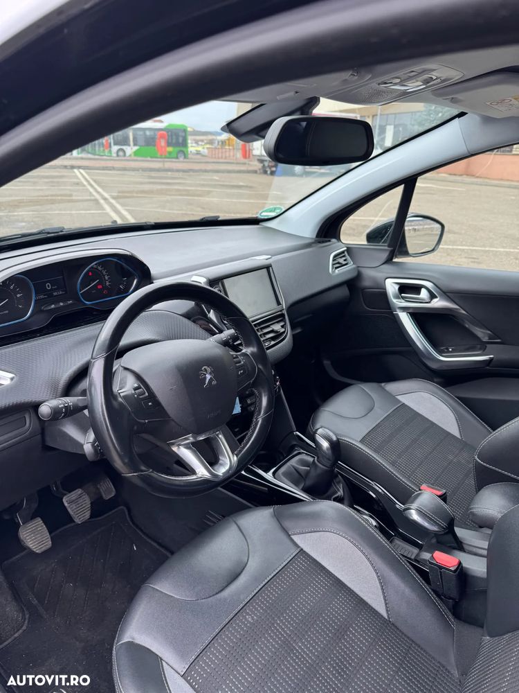 Peugeot 2008 PureTech 110 Stop&Start Allure - 15