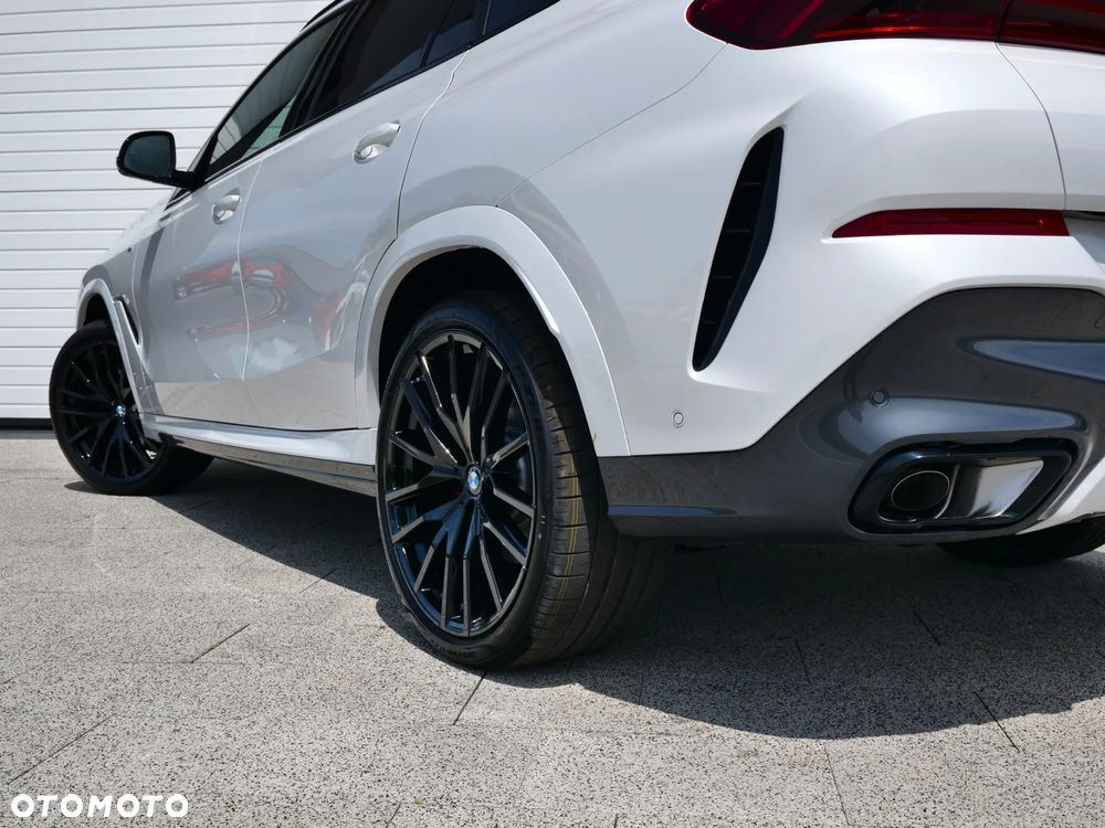 BMW X6 xDrive40d mHEV sport - 13
