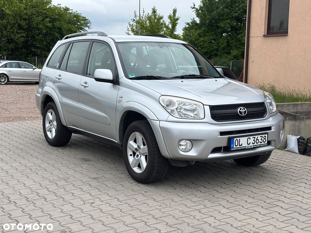 Toyota RAV4 2.0 VVT-i 4x4 - 2