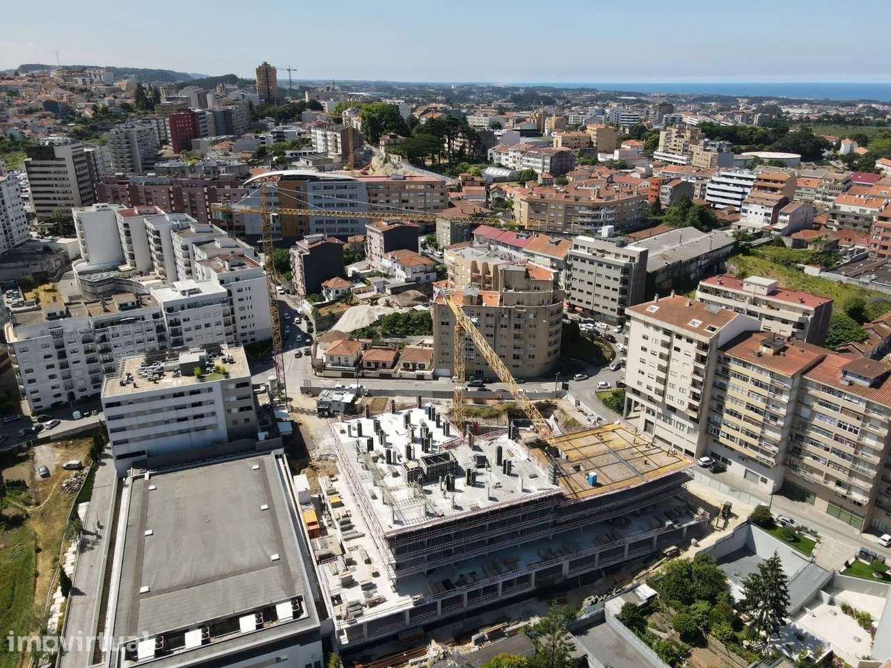 T1 com Varanda e Lugar de garagem no centro de Vila Nova de Gaia - Grande imagem: 3/19