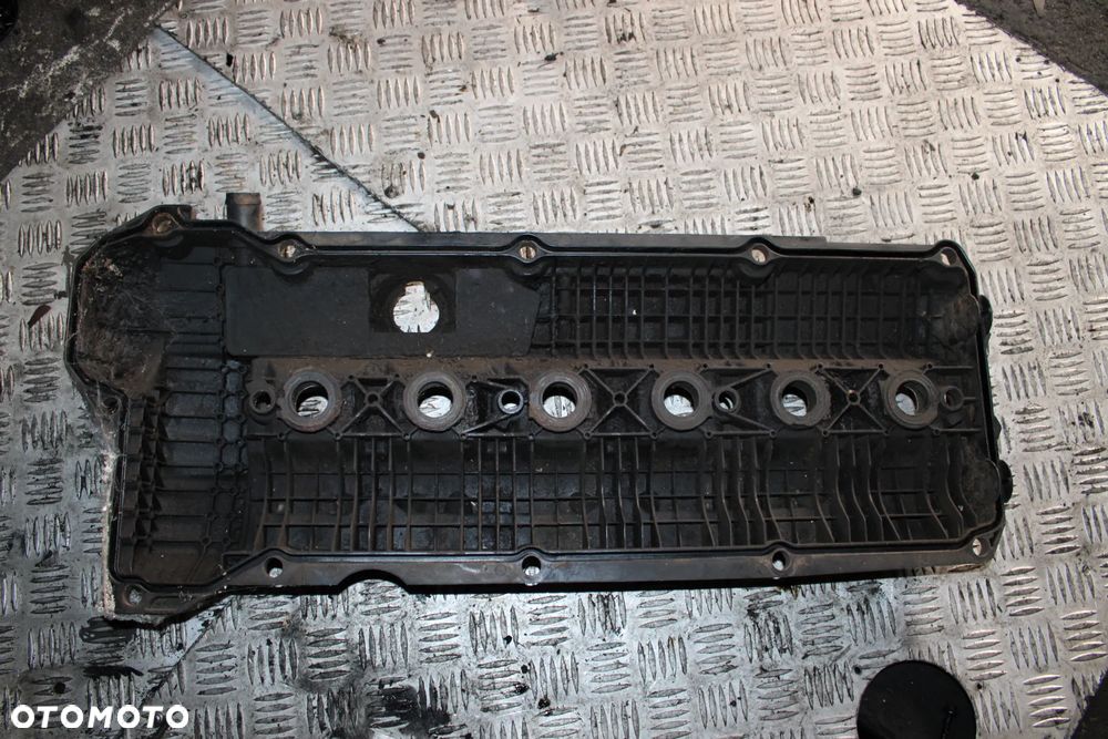 Pokrywa zaworów BMW e39 1928402937 - 3