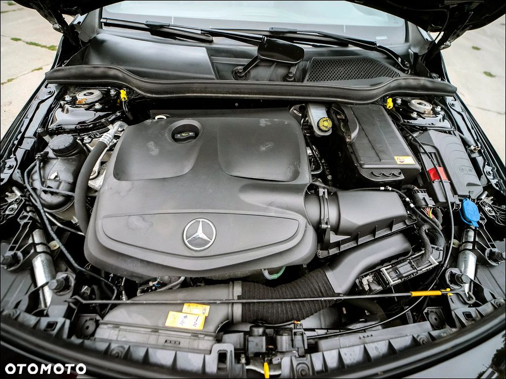 Mercedes-Benz Klasa A 180 (BlueEFFICIENCY) Urban - 37
