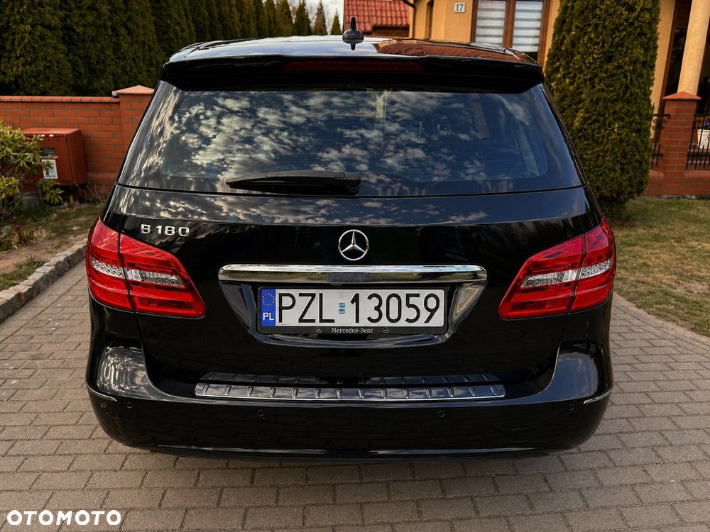 Mercedes-Benz Klasa B 180 BlueEFFICIENCY Edition Style - 9