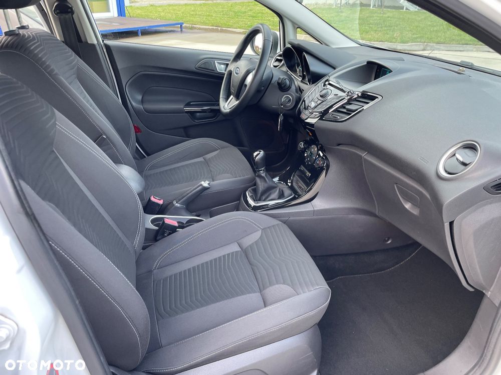 Ford Fiesta 1.0 EcoBoost Titanium - 19