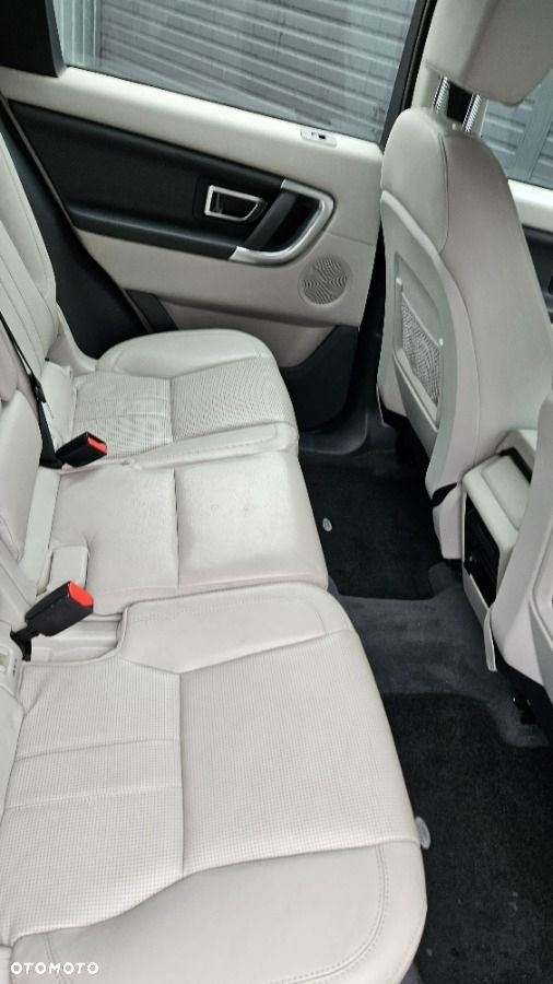 Land Rover Discovery - 20