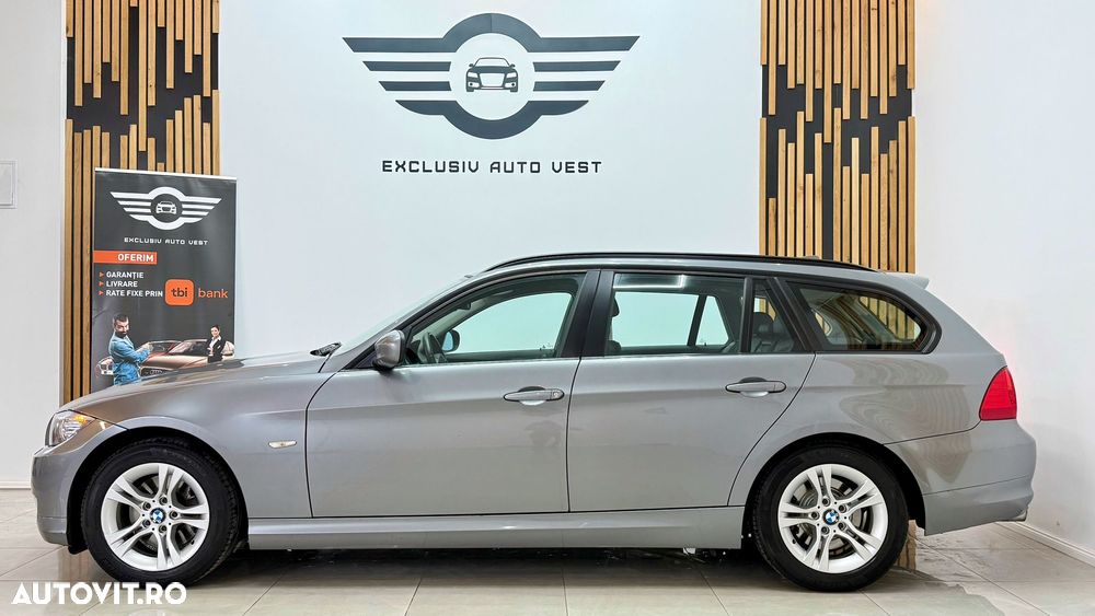BMW Seria 3 320i Touring Aut. - 14