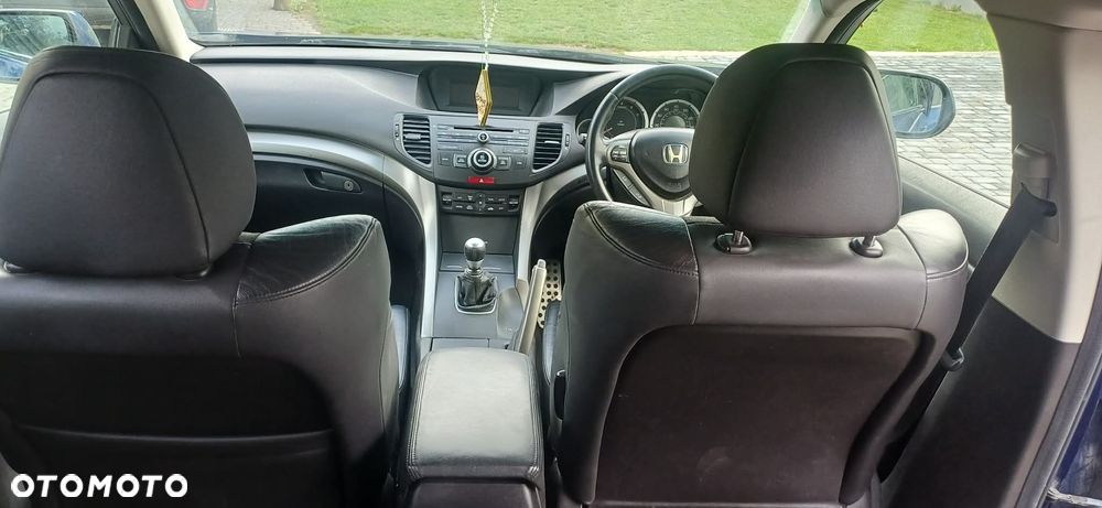 Honda Accord - 9