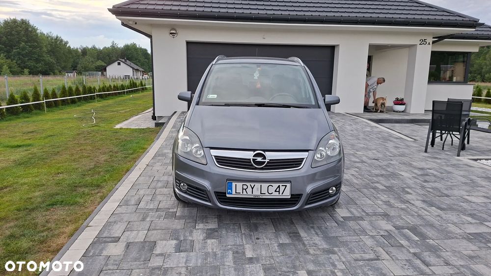 Opel Zafira 1.8 Enjoy - 13