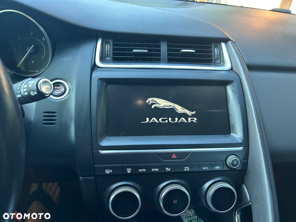 Jaguar E-Pace - 6