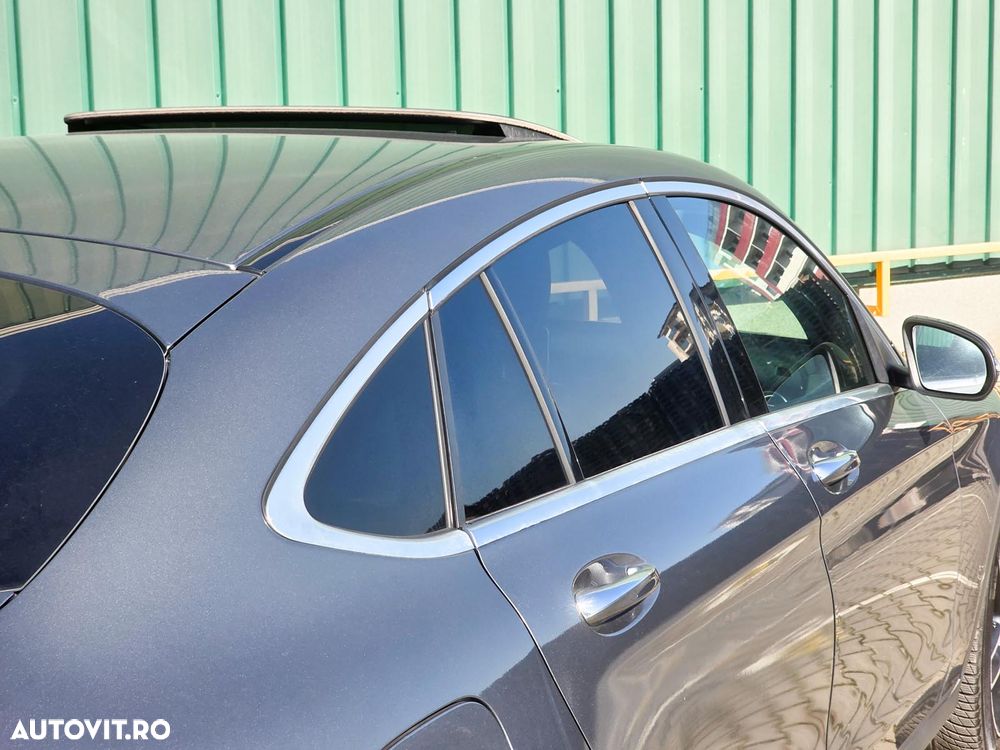 Mercedes-Benz GLC Coupe 300 4Matic 9G-TRONIC AMG Line - 13